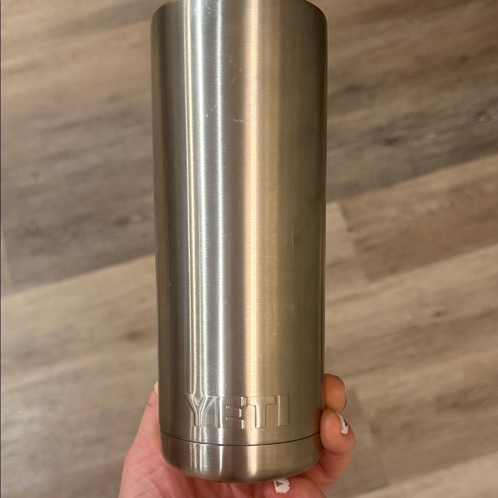 Yeti Stainless Steel Rambler - Picture 5 of 9